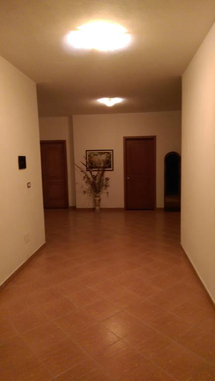Guest House "Pisha" Durres Exterior photo